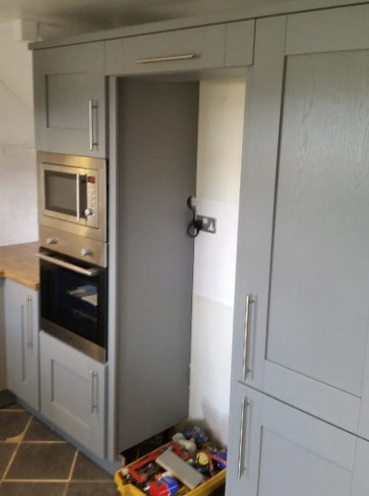Fitted kitchen project by Fitted Kitchens Cheshire in Cheshire
